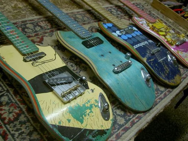  Skateboard Guitars: If you have a skateboarder in your family, why not find a use for the old skateboard decks? Check out the coolest guitars, you'll envy what they made for surely. 