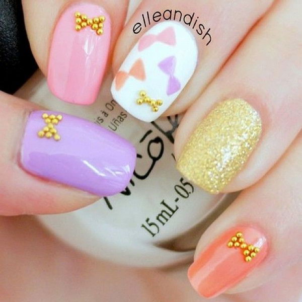 Gold Studded Bow Nail. 
