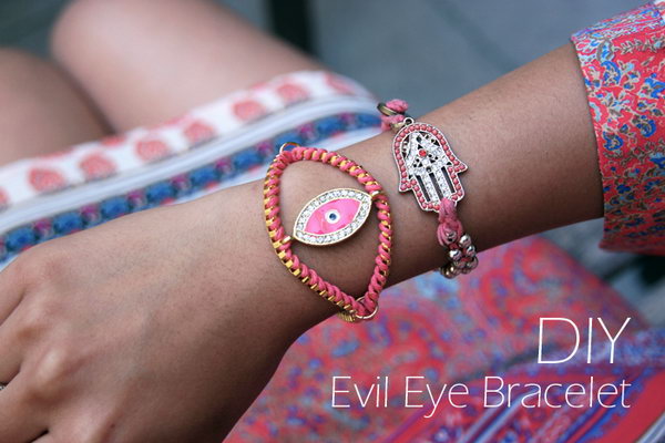 Evil Eye Bracelet. See the tutorial 