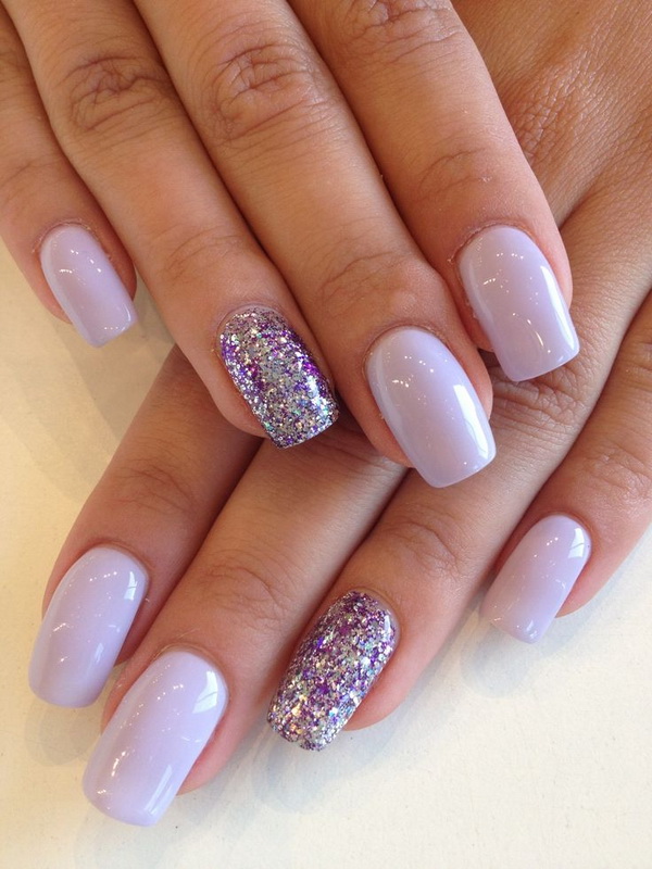 Eye-catching Silver and Purple Glitter Nails. 