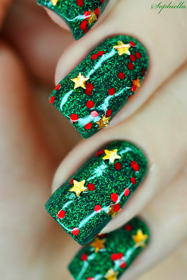 Glitter Green Christmas Nail Art with Gold Stars. This is all sorts of perfect! I love it, so clever! :)