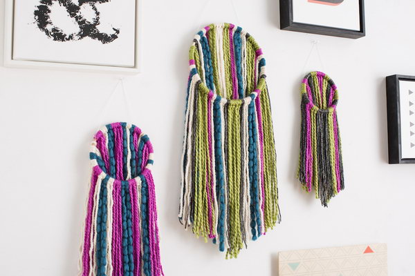 DIY Yarn Wall Hanging. Get the directions  