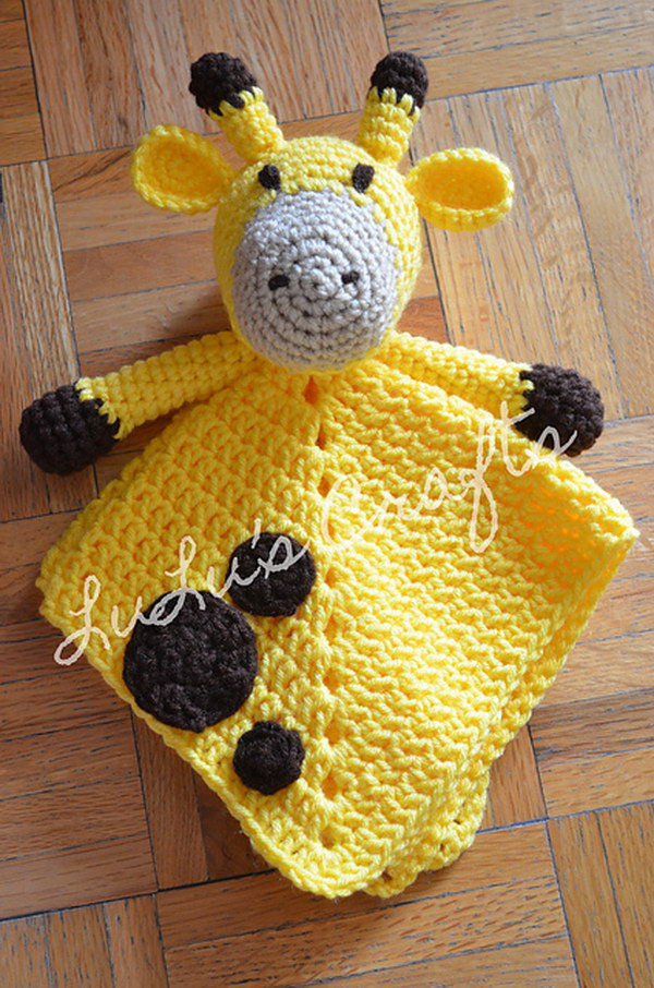  Lovey Crochet Giraffe. 