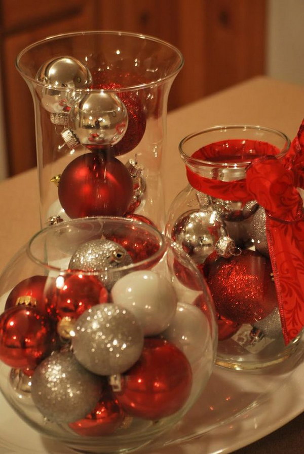 Dollar Tree Christmas Centerpiece. Perfect Christmas centerpiece you can make on a budget. Only take a few minutes to make. 