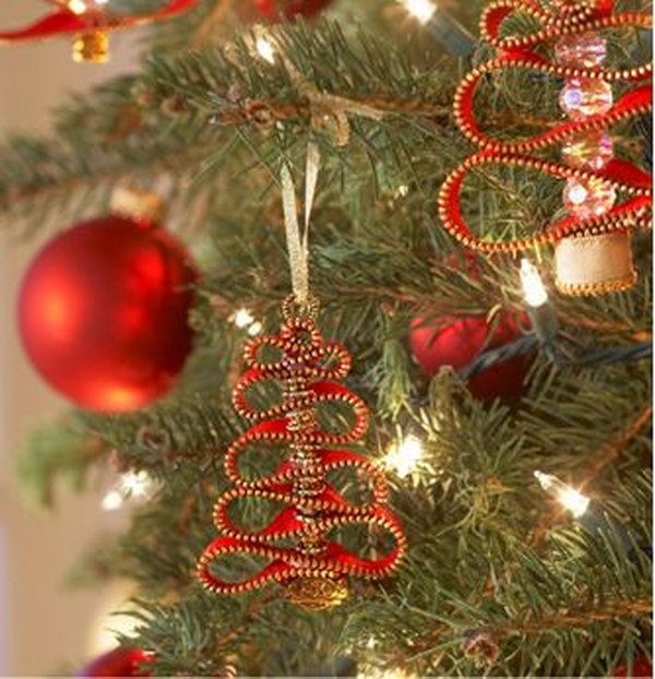 Zipper bead Christmas tree ornament. 