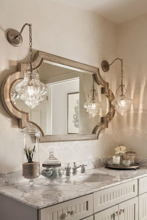 Horizontal Bathroom Mirror with Two Gorgeous Pendant Lamps. 