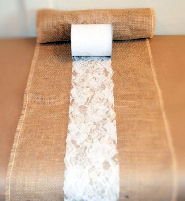 DIY Burlap and Lace Table Runners 