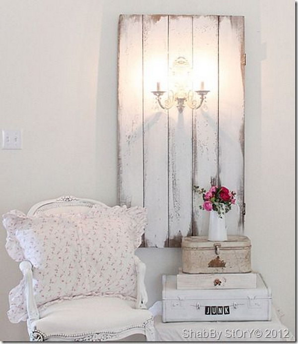 Shabby Barn Door Sconce Tutorial 