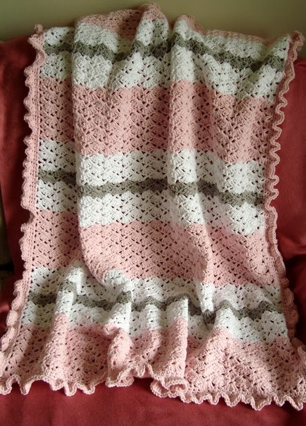 Crochet Baby Blanket Free Pattern. 