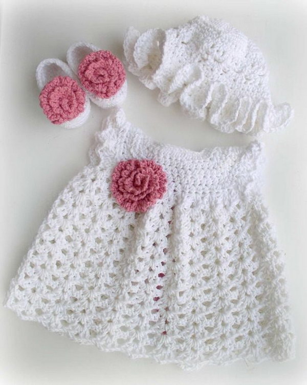 free crocheted baby dress patterns. 