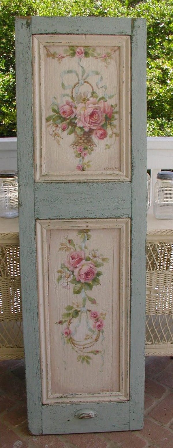 DIY Beautiful Rose-Painted Shutter 