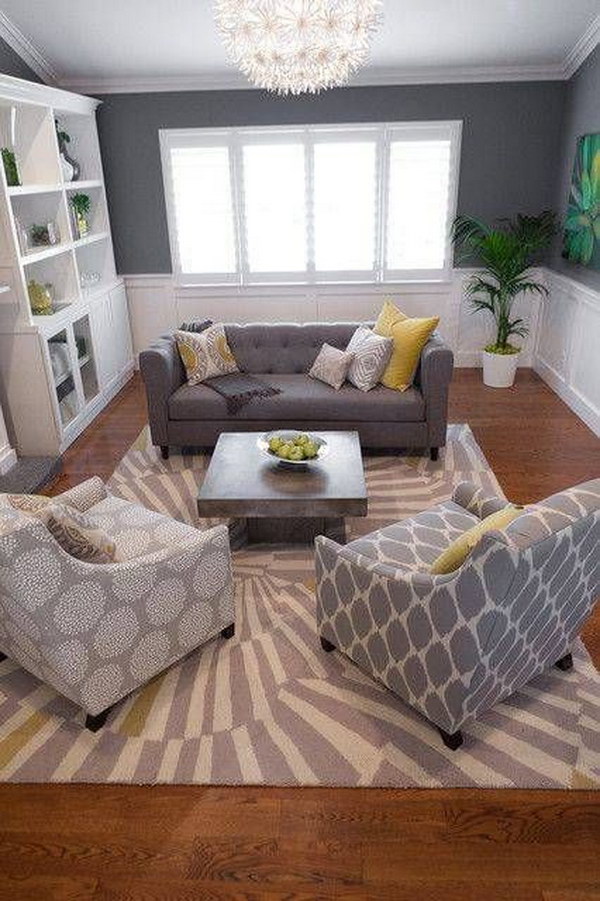 Living Room Layout: Emphasis On Conversation. 