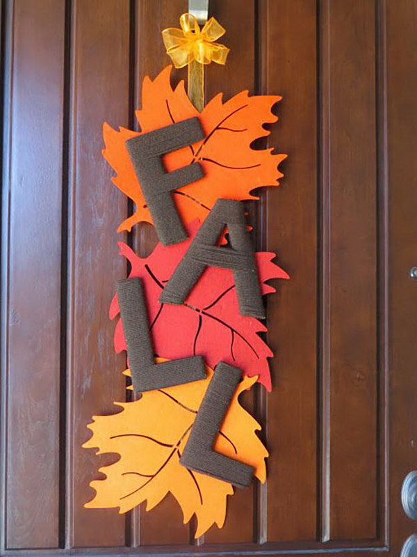 DIY Fall Leaf Door Decoration. 