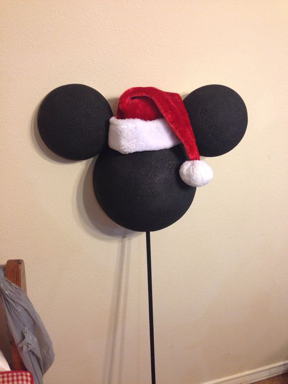 Mickey Mouse Christmas Tree Topper. 