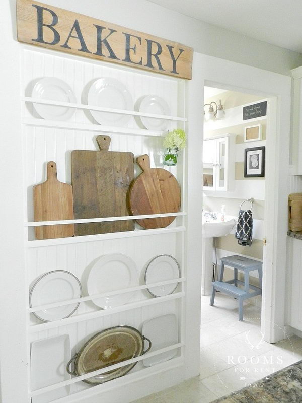 DIY Farmhouse Plate Rack. 