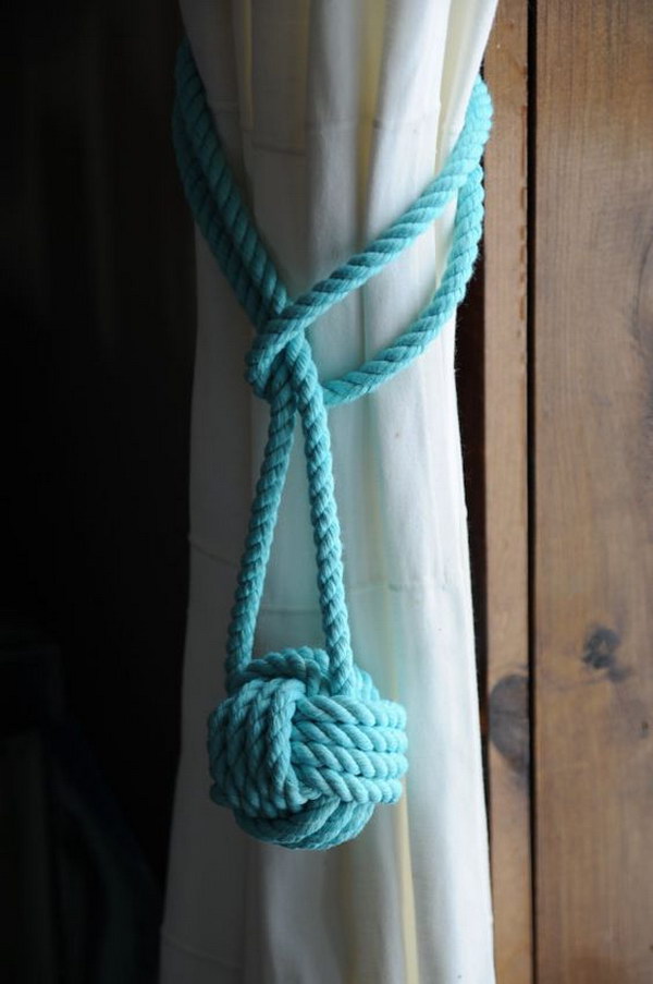 Nautical Knot Curtain Tieback. 