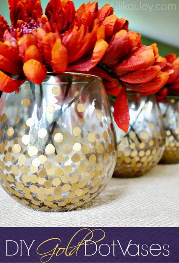 DIY Gold Dotted Vases For Displaying Fall Flowers. 