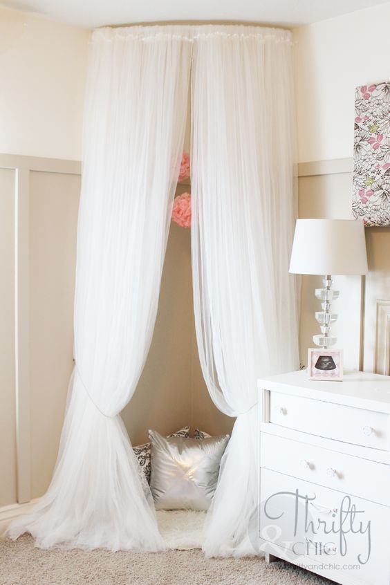 Gorgeous Canopy Nook Or Reading Nook. 
