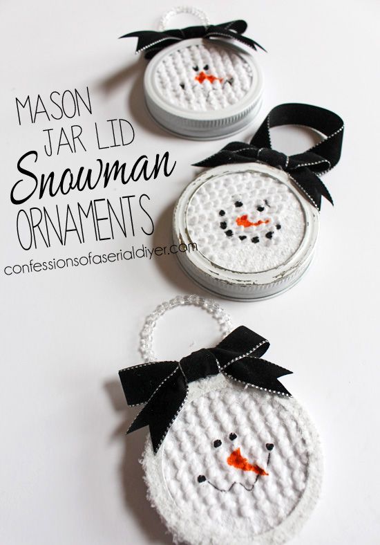 Mason Jar Lid Snowman Ornaments. 
